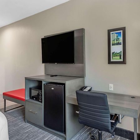 Comfort Inn & Suites Olive Branch Esterno foto
