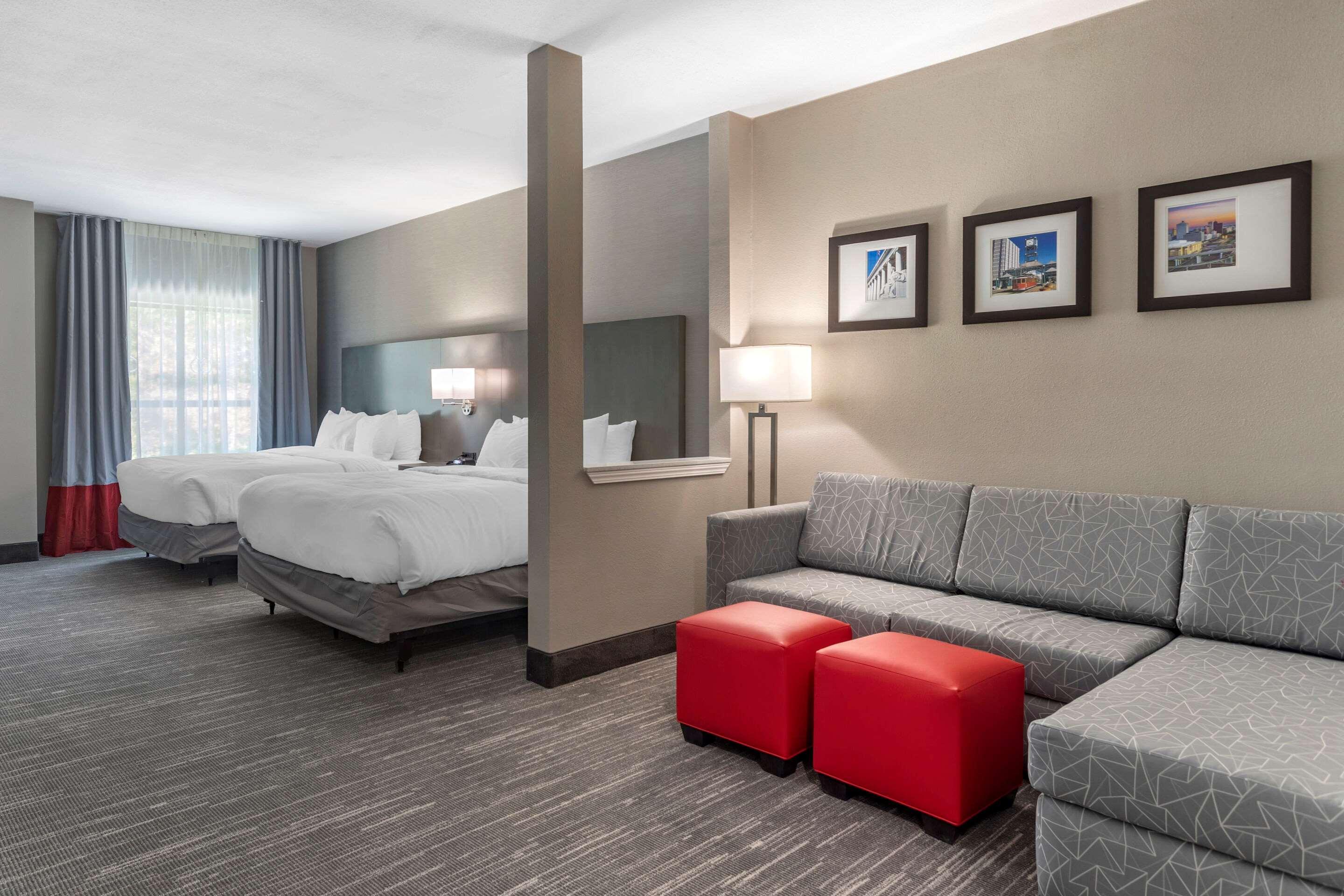 Comfort Inn & Suites Olive Branch Esterno foto