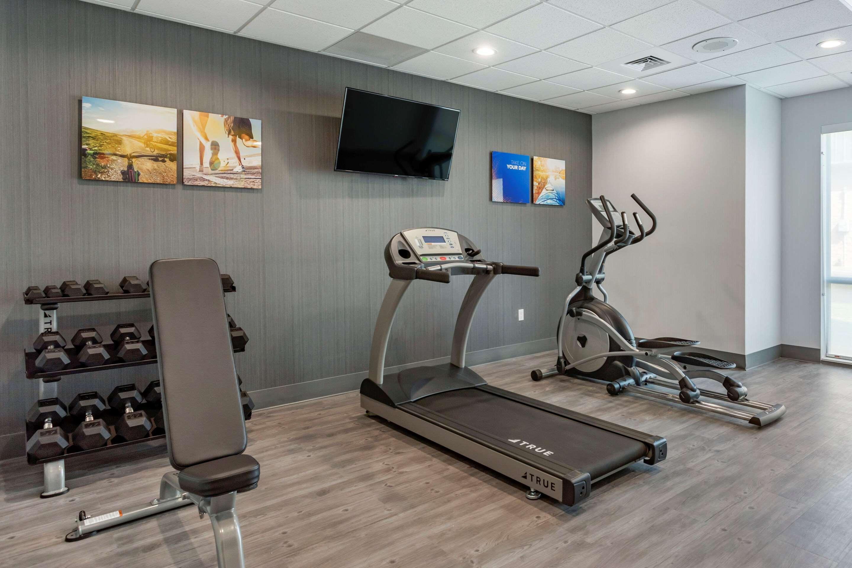 Comfort Inn & Suites Olive Branch Esterno foto