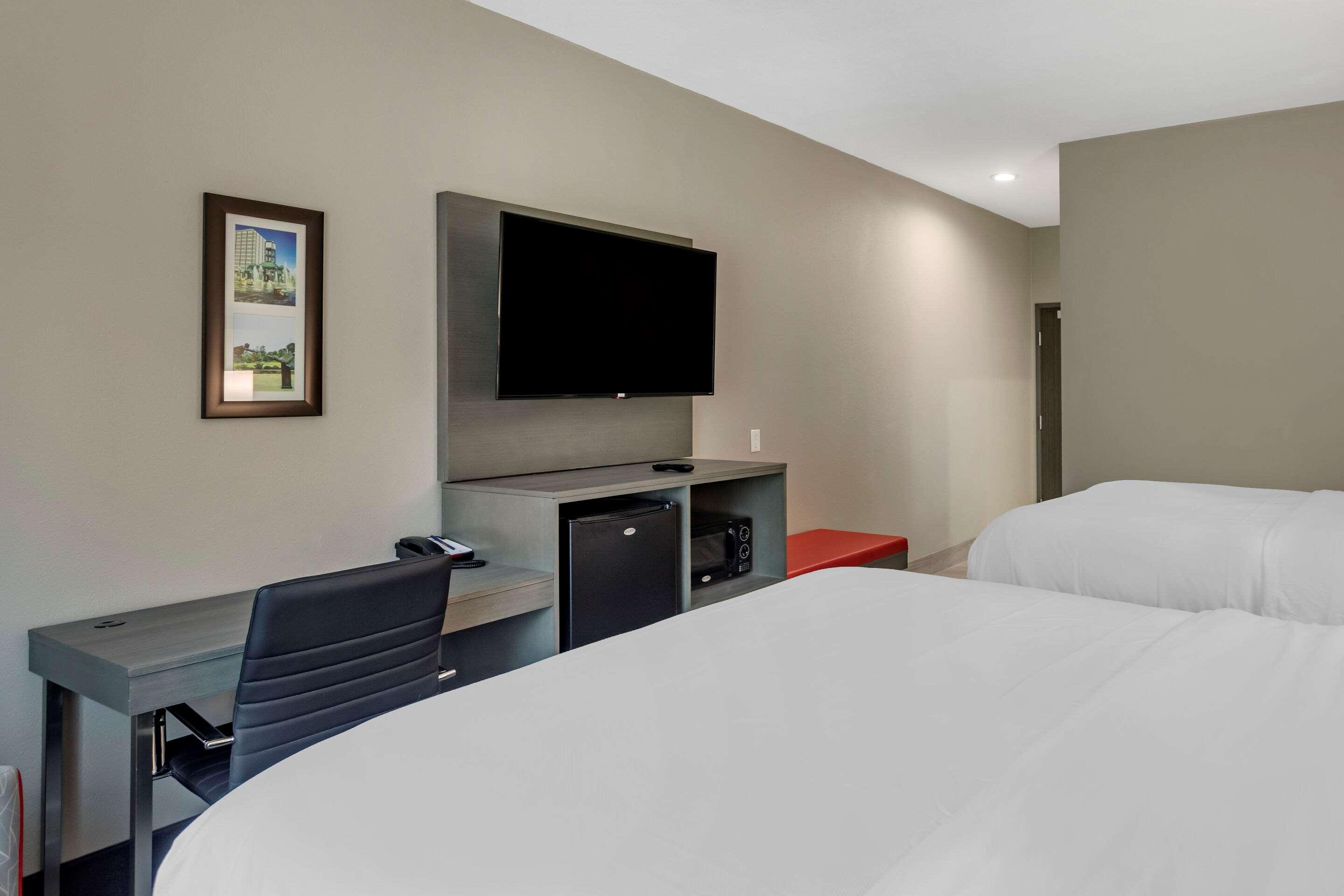 Comfort Inn & Suites Olive Branch Esterno foto