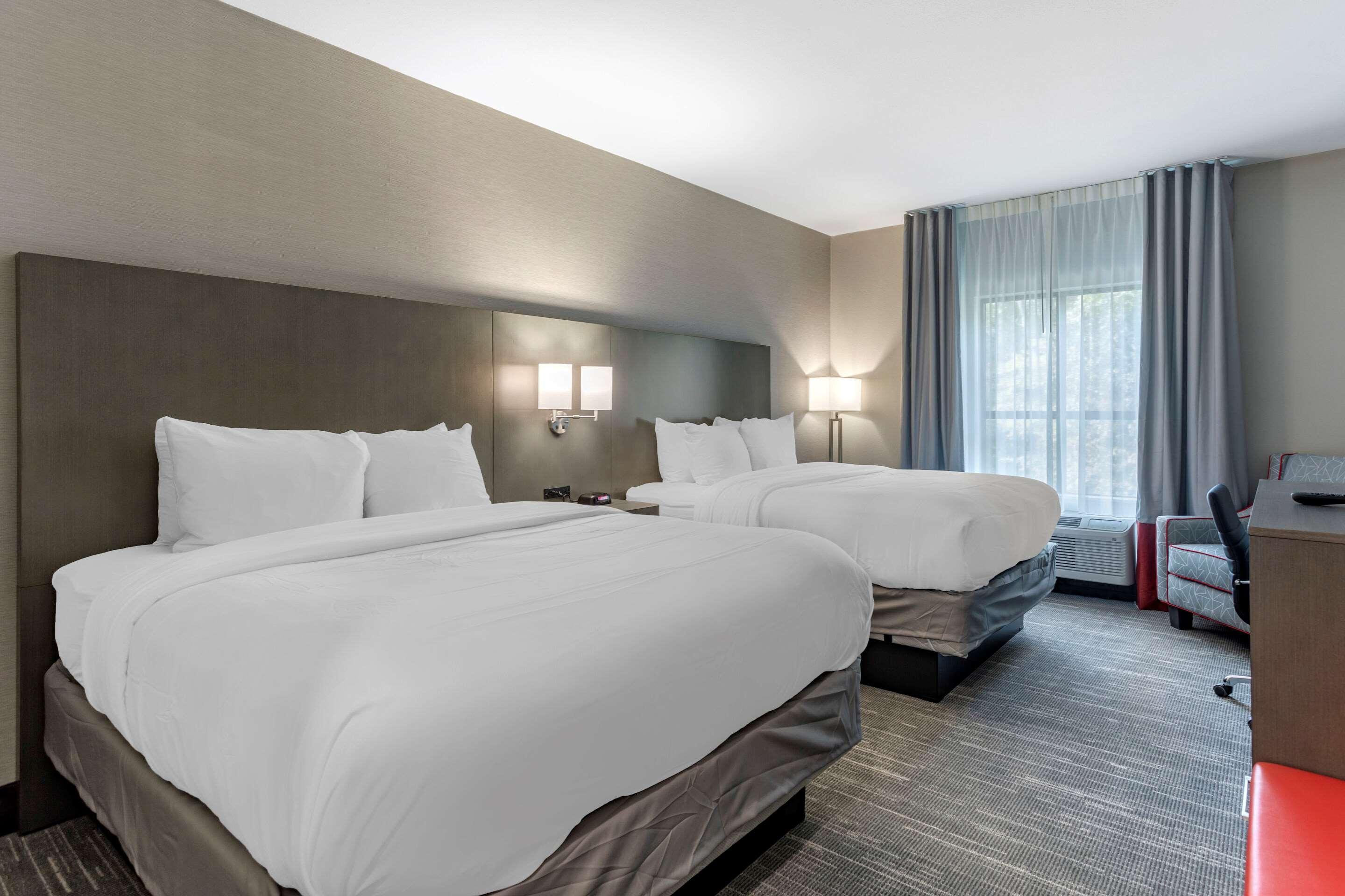 Comfort Inn & Suites Olive Branch Esterno foto