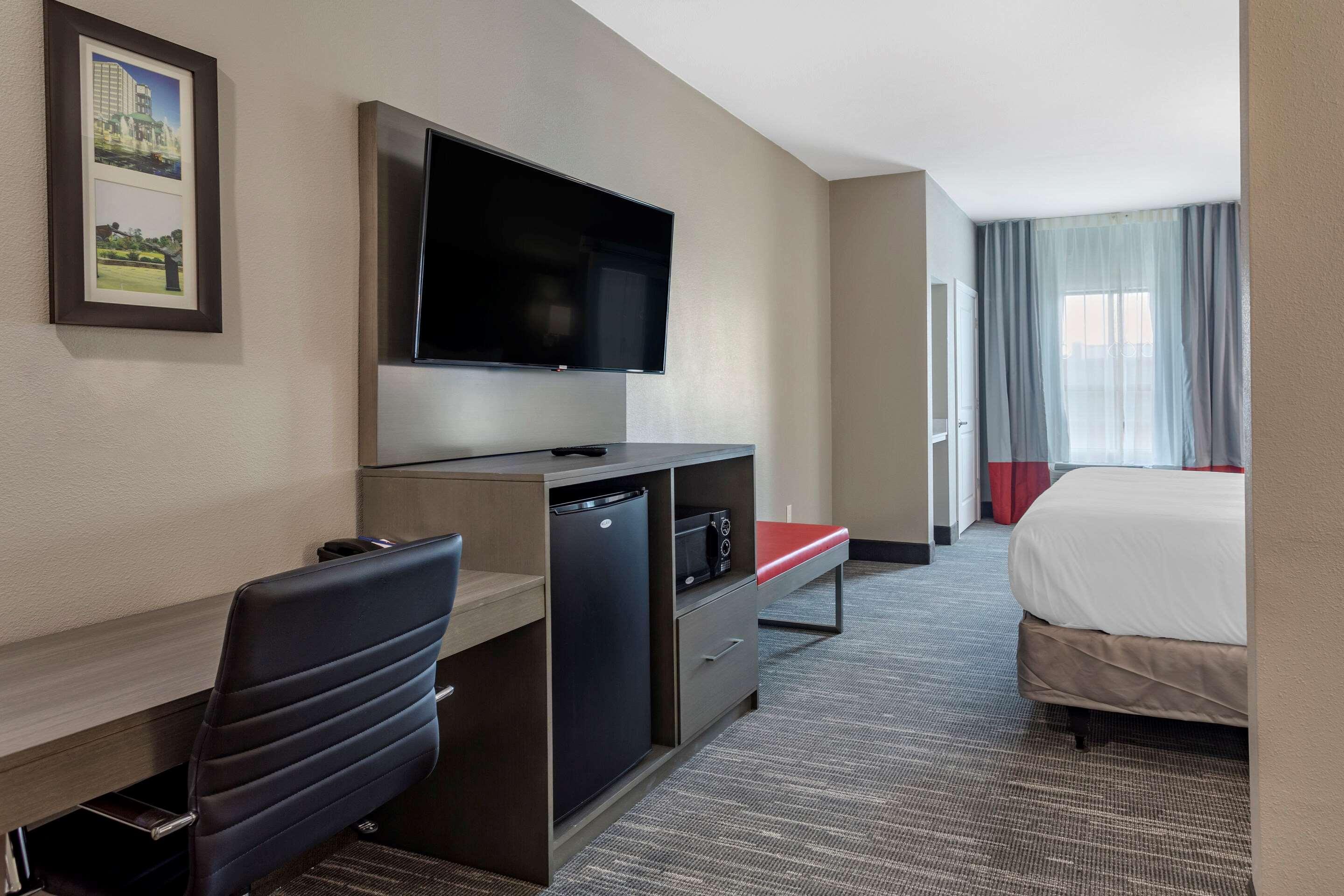 Comfort Inn & Suites Olive Branch Esterno foto