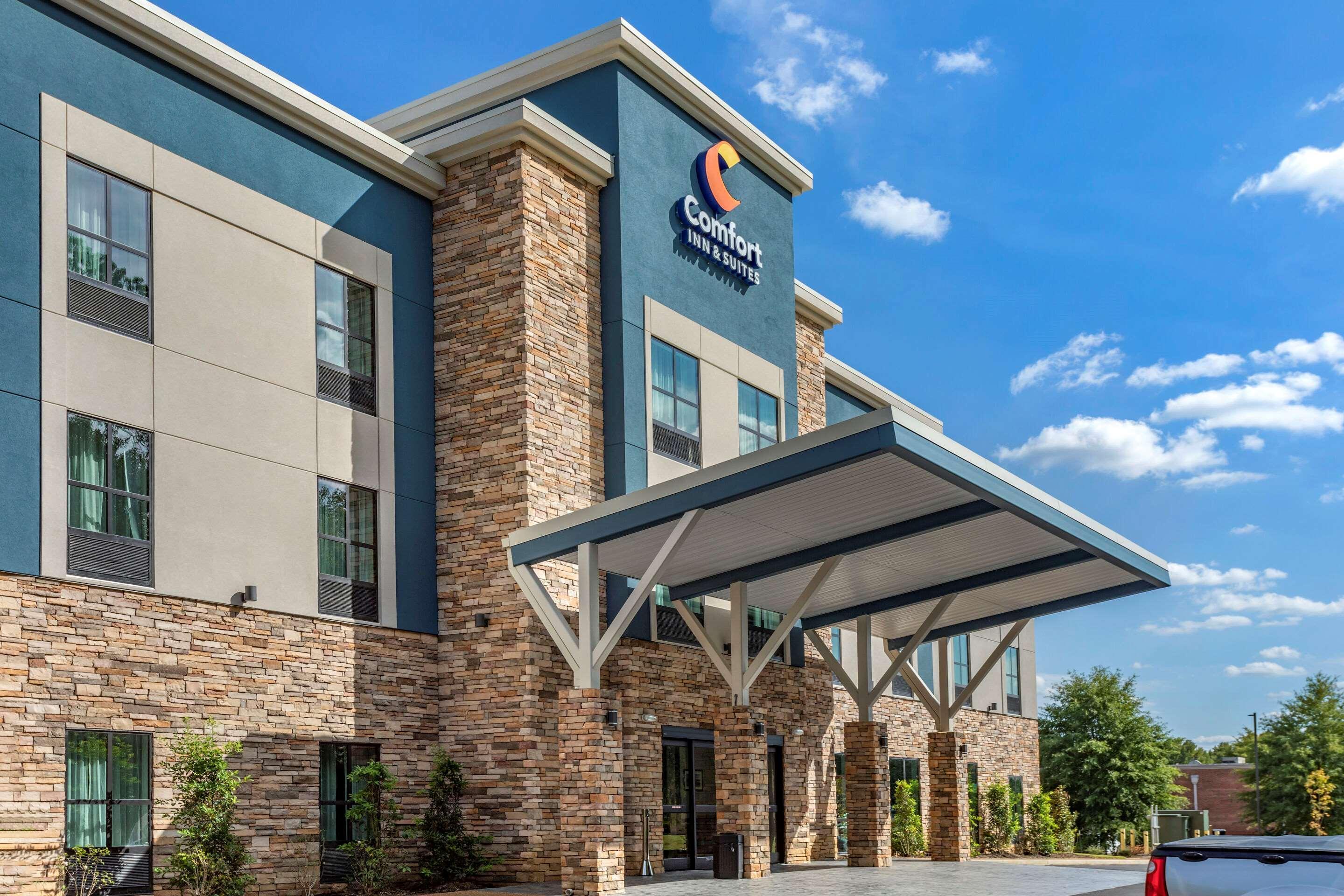 Comfort Inn & Suites Olive Branch Esterno foto