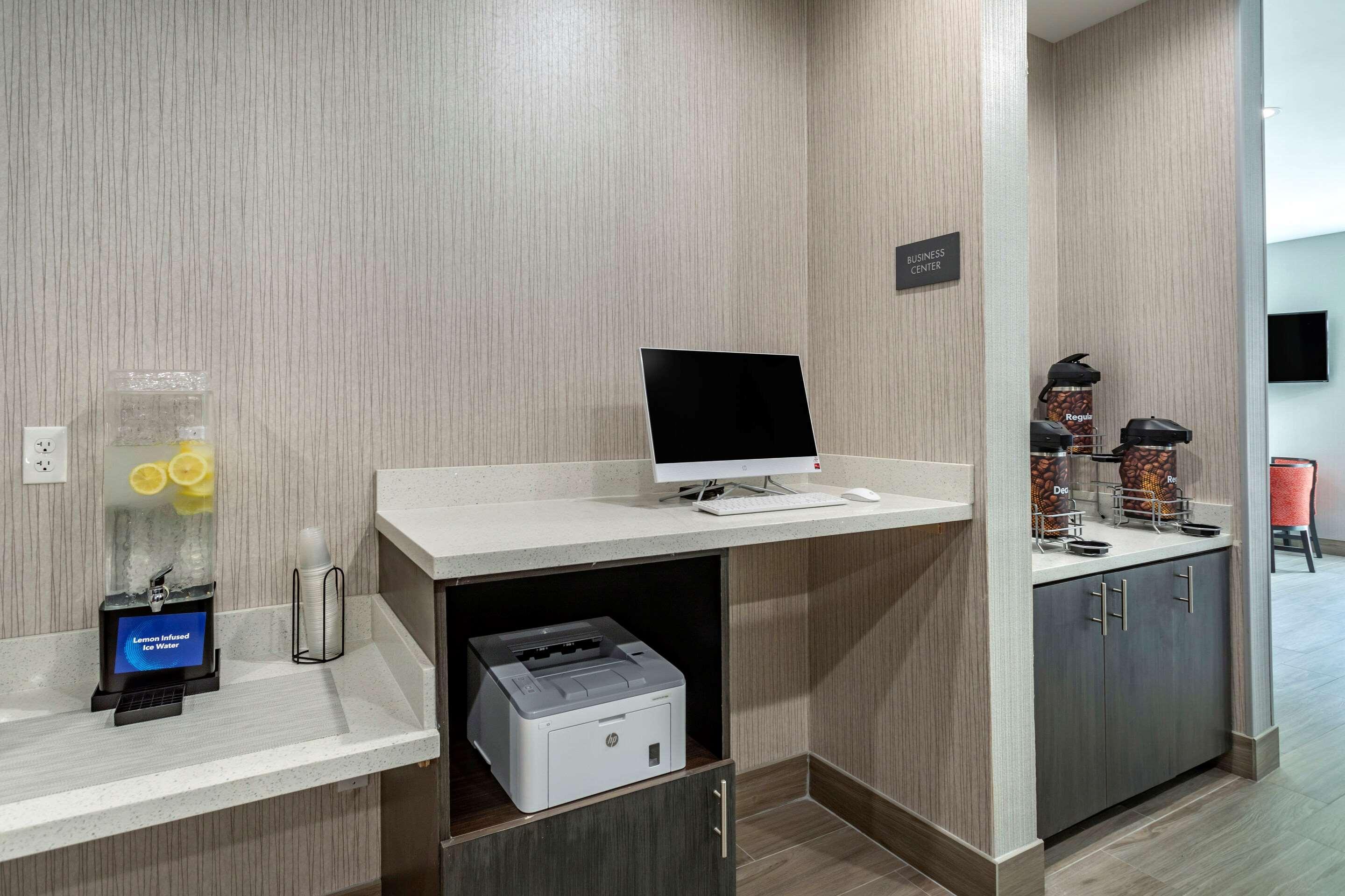 Comfort Inn & Suites Olive Branch Esterno foto